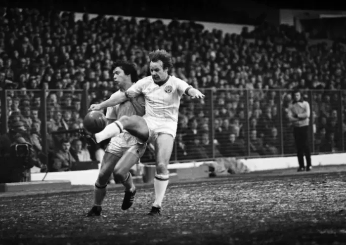 Framed Print : Leeds United 0 v. Tottenham Hotspur 0. Decemebr 1981 MF04-04-006 Framed Print : Leeds United 0 v. Tottenham Hotspur 0. Decemebr 1981 MF04-04-006