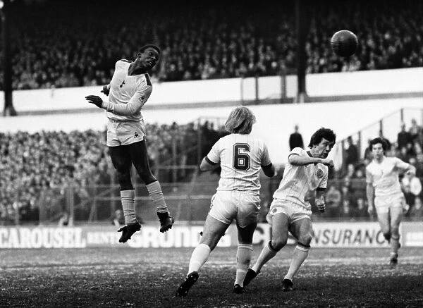 Leeds United 0 v. Tottenham Hotspur 0. Decemebr 1981 MF04-04-005