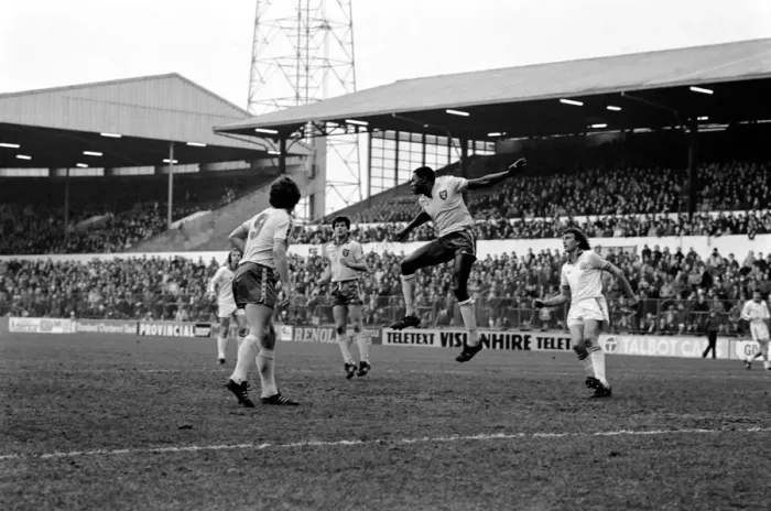 Framed Print : Leeds United 1 v. Norwich City 0. Division One Football. January 1981 MF01-18-014 Framed Print : Leeds United 1 v. Norwich City 0. Division One Football. January 1981 MF01-18-014