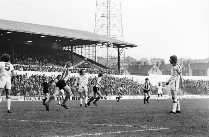 Framed Print : Leeds United 1 v. Stoke City 3. Division One Football. February 1981 MF01-29-125 Framed Print : Leeds United 1 v. Stoke City 3. Division One Football. February 1981 MF01-29-125