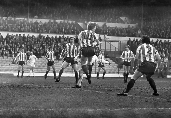 Leeds United 1 v. Stoke City 3. Division One Football. February 1981 MF01-29-038