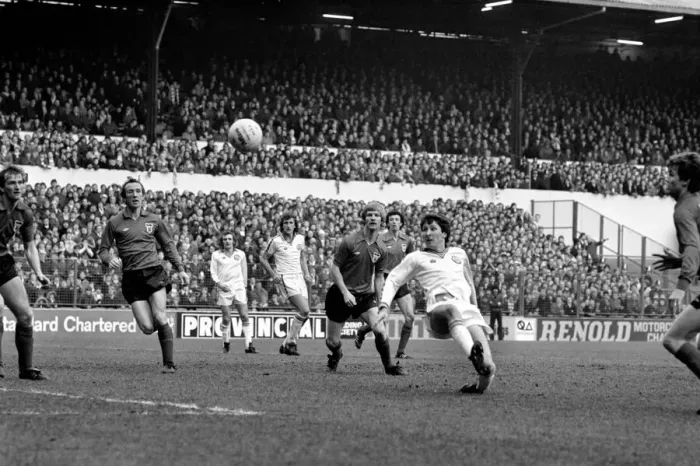 Framed Print : Leeds United 1 v. Sunderland 0. Division One Football. February 1981 MF01-33-018 Framed Print : Leeds United 1 v. Sunderland 0. Division One Football. February 1981 MF01-33-018