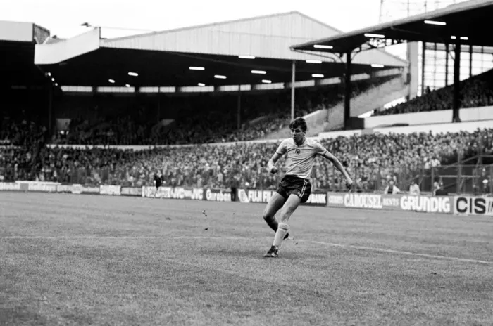 Framed Print : Leeds United 1 v. Sunderland 0. Division 1 Football. October 1981 MF04-06-080 Framed Print : Leeds United 1 v. Sunderland 0. Division 1 Football. October 1981 MF04-06-080