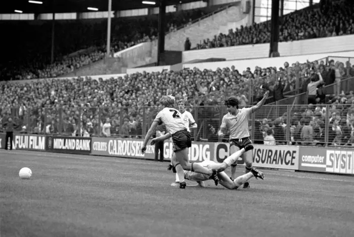 Framed Print : Leeds United 1 v. Sunderland 0. Division 1 Football. October 1981 MF04-06-065