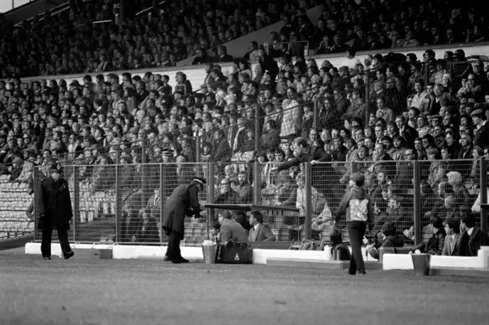 Framed Print : Leeds United 1 v. Sunderland 0. Division 1 Football. October 1981 MF04-06-062 Framed Print : Leeds United 1 v. Sunderland 0. Division 1 Football. October 1981 MF04-06-062