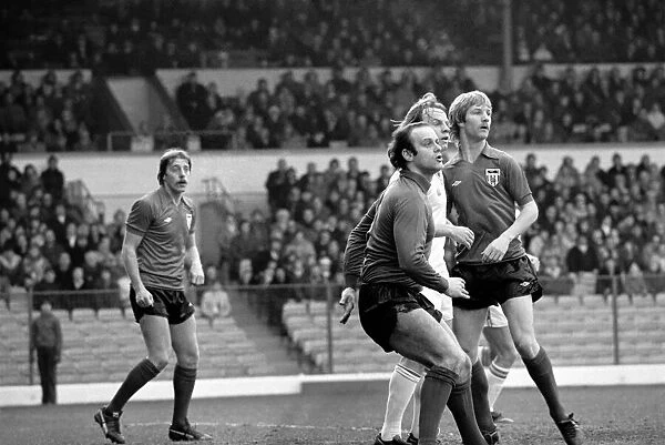 Leeds United 1 v. Sunderland 0. Division One Football. February 1981 MF01-33-088
