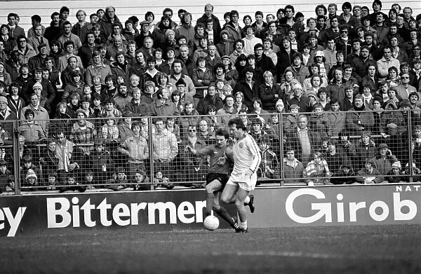Leeds United 1 v. Sunderland 0. Division One Football. February 1981 MF01-33-031