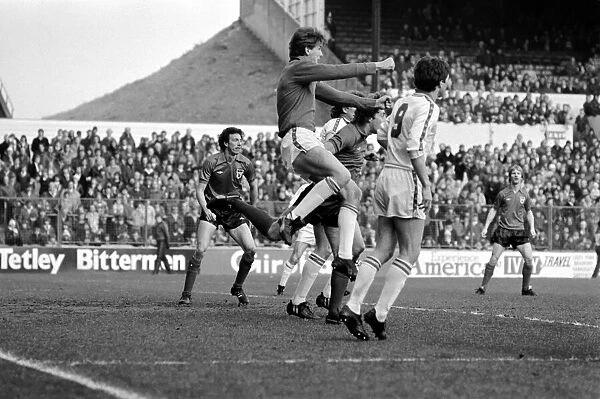 Leeds United 1 v. Sunderland 0. Division One Football. February 1981 MF01-33-016