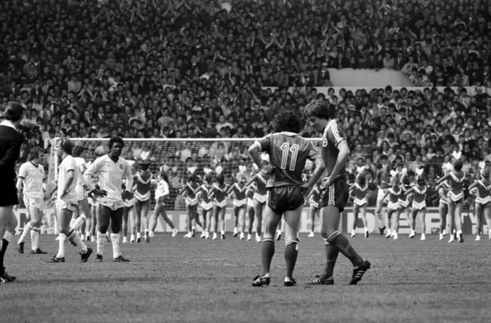 Framed Print : Leeds United 2. v. Brighton and Hove Albion 1. Division 1 Football. May 1982 MF07-01-042 Framed Print : Leeds United 2. v. Brighton and Hove Albion 1. Division 1 Football. May 1982 MF07-01-042