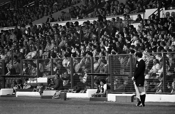 Leeds United 2. v. Brighton and Hove Albion 1. Division 1 Football. May 1982 MF07-01-050