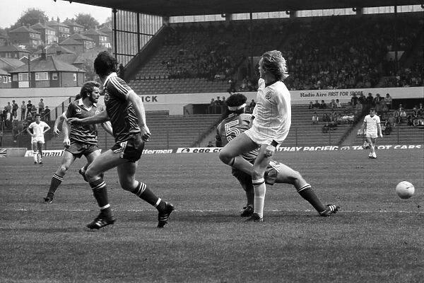 Leeds United 2. v. Brighton and Hove Albion 1. Division 1 Football. May 1982 MF07-01-008