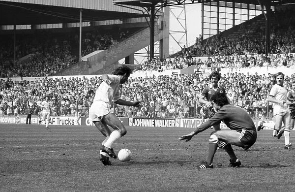 Leeds United 2. v. Brighton and Hove Albion 1. Division 1 Football. May 1982 MF07-01-011