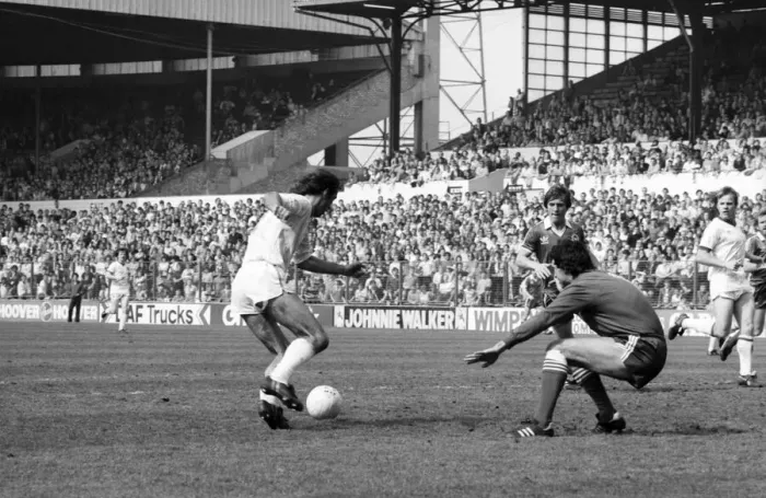Framed Print : Leeds United 2. v. Brighton and Hove Albion 1. Division 1 Football. May 1982 MF07-01-011 Framed Print : Leeds United 2. v. Brighton and Hove Albion 1. Division 1 Football. May 1982 MF07-01-011