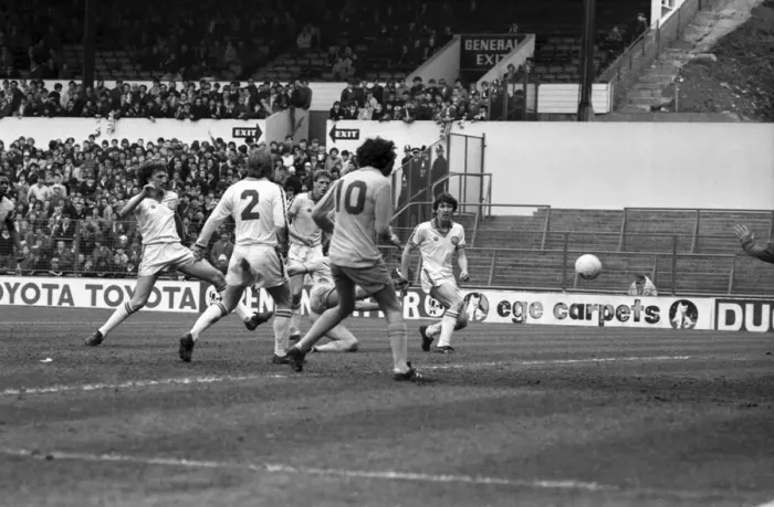 Framed Print : Leeds United 3 v. Coventry 0. Division 1 Football. April 1981 MF02-11-040
