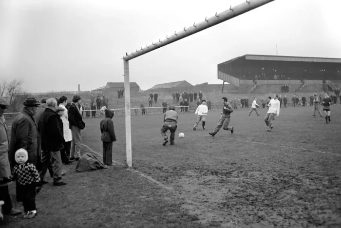 Framed Print : Leeds United put in a mornings training in a practical way by playing the Reserve Framed Print : Leeds United put in a mornings training in a practical way by playing the Reserve
