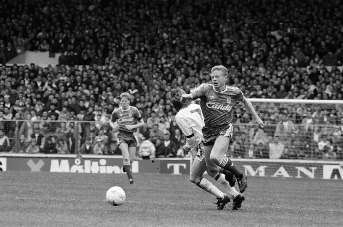 Framed Print : Leeds United v Liverpool. Final score 5-4 to Liverpool, League Division One, Elland Road Framed Print : Leeds United v Liverpool. Final score 5-4 to Liverpool, League Division One, Elland Road