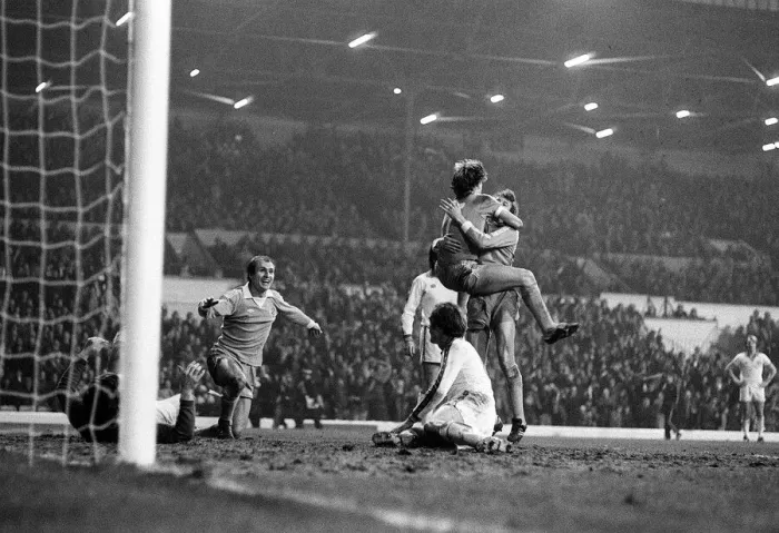 Framed Print : Leeds United v Manchester City during the FA Cup Third Round match at Elland Road January