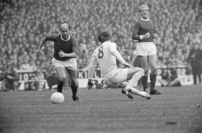 Framed Print : Leeds United verses Manchester United at Elland Road, Leeds, Yorkshire Framed Print : Leeds United verses Manchester United at Elland Road, Leeds, Yorkshire