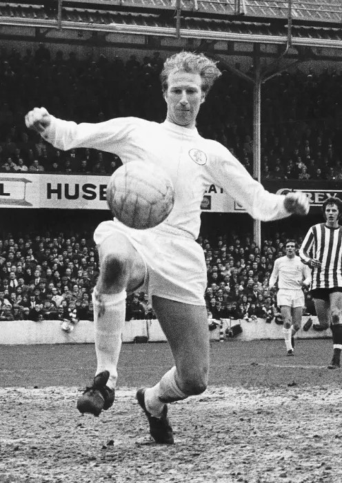 Framed Print : Leeds Uniteds Jack Charlton in action against Southampton during their league match Framed Print : Leeds Uniteds Jack Charlton in action against Southampton during their league match