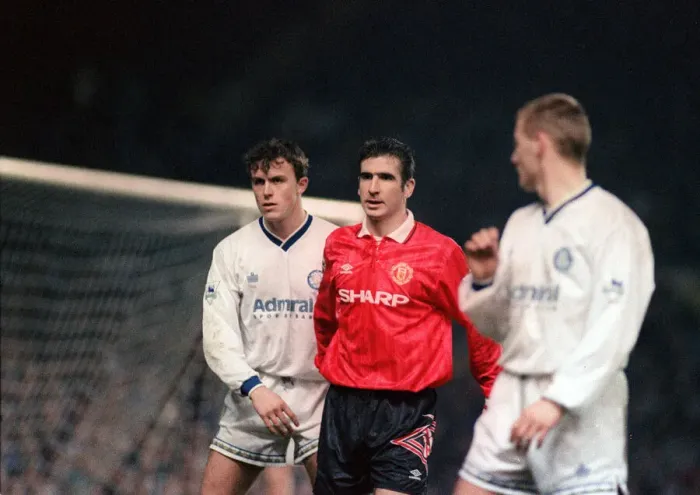 Framed Print : Leeds v Man Utd - 09 / 02 / 1993 Eric Cantona Framed Print : Leeds v Man Utd - 09 / 02 / 1993 Eric Cantona