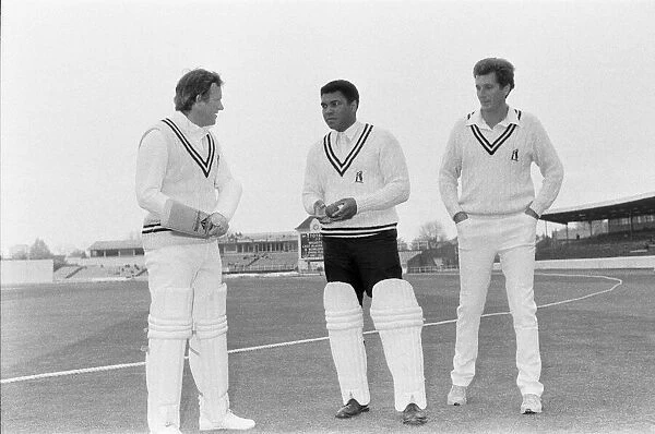 From left to right John Emburey, Muhammad Ali and Bob Willis