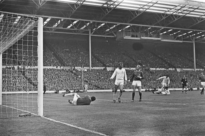 Framed Print : Leicester City 1-3 Manchester United 1963 FA Cup Final 25 / 5 / 1963 Framed Print : Leicester City 1-3 Manchester United 1963 FA Cup Final 25 / 5 / 1963