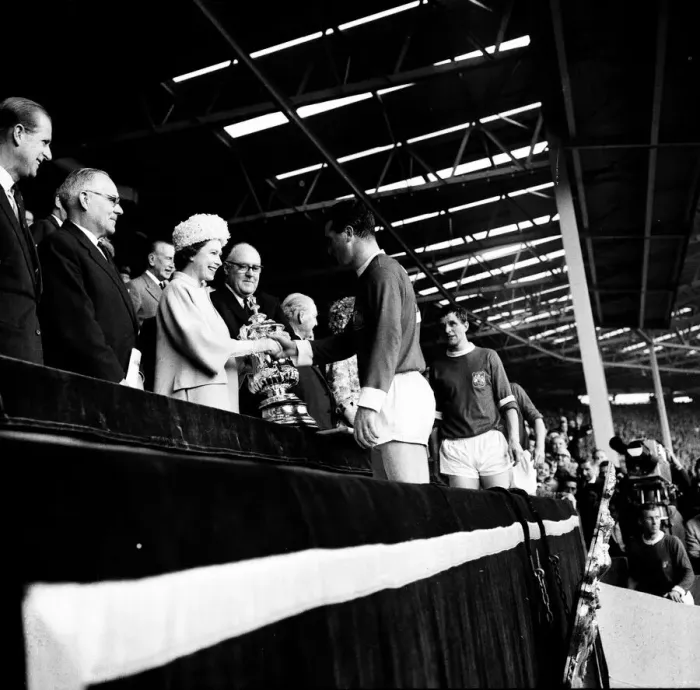 Framed Print : Leicester City 1-3 Manchester United 1963 FA Cup Final 25 / 5 / 1963 FA Cup Framed Print : Leicester City 1-3 Manchester United 1963 FA Cup Final 25 / 5 / 1963 FA Cup