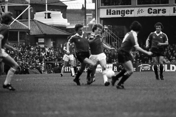 Leicester City 1 v. Manchester United 0. Division One FootballFebruary 1981 MF01-22-039