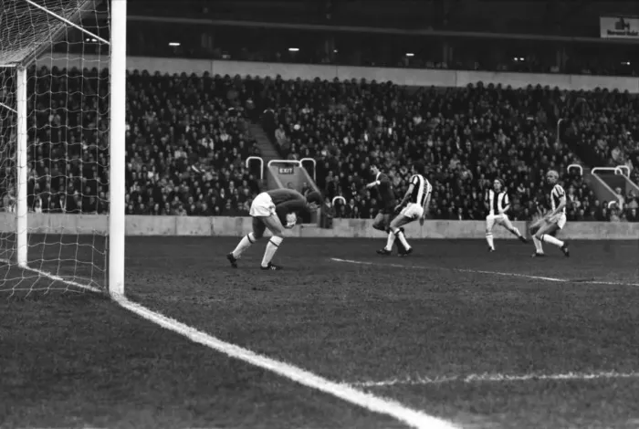 Framed Print : Leicester City 1 v. Manchester United 0. Division One FootballFebruary 1981 MF01-22-102 Framed Print : Leicester City 1 v. Manchester United 0. Division One FootballFebruary 1981 MF01-22-102