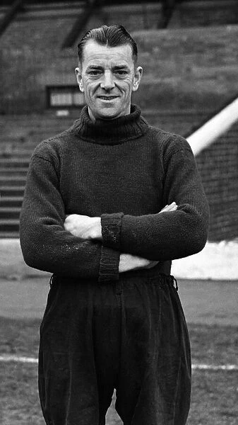 Leicester City goalkeeper Joe Calvert, circa 1947