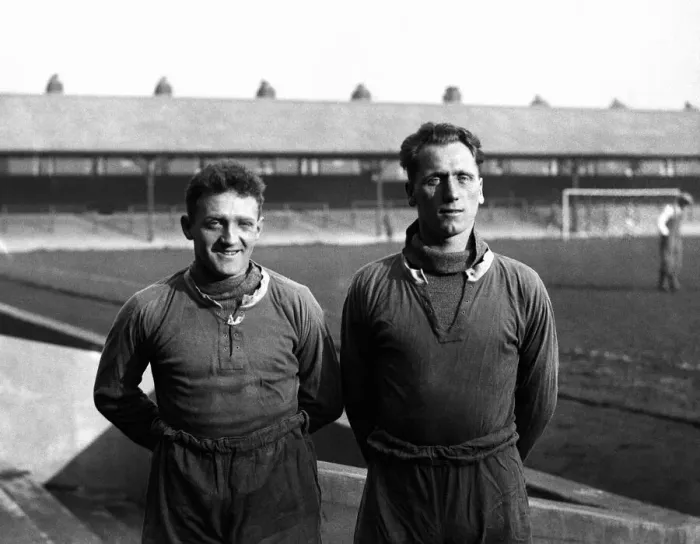 Framed Print : Leicester FC 1930-31. Ernie Hine and Hugh Adcock training. 1st March 1930 Framed Print : Leicester FC 1930-31. Ernie Hine and Hugh Adcock training. 1st March 1930