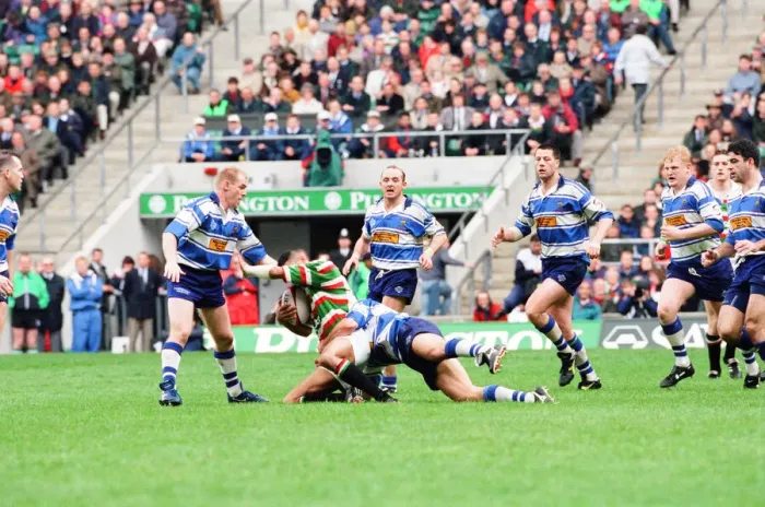 Framed Print : Leicester v Sale, The Pilkington Cup Final at Twickenham, Saturday 10th May 1997 Framed Print : Leicester v Sale, The Pilkington Cup Final at Twickenham, Saturday 10th May 1997
