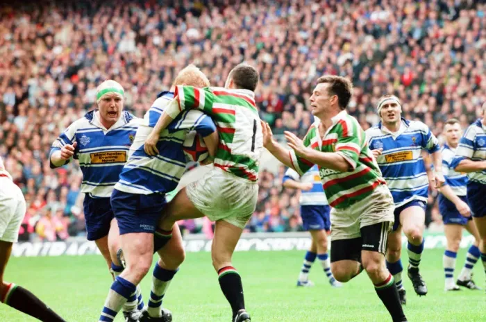 Framed Print : Leicester v Sale, The Pilkington Cup Final at Twickenham, Saturday 10th May 1997 Framed Print : Leicester v Sale, The Pilkington Cup Final at Twickenham, Saturday 10th May 1997