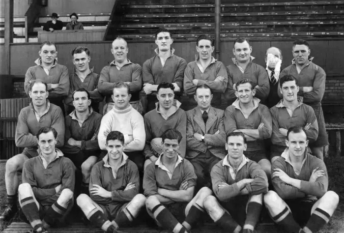 Framed Print : Leigh Rugby League team pose for a group photograph Left to right Framed Print : Leigh Rugby League team pose for a group photograph Left to right