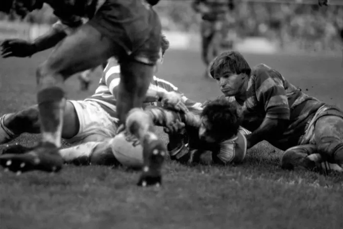 Framed Print : Leigh v. Wigan. Sport Rugby League. Scoring try. December 1985 PR-03-001 Framed Print : Leigh v. Wigan. Sport Rugby League. Scoring try. December 1985 PR-03-001