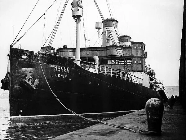 The Lenin icebreaker in docks October 1948