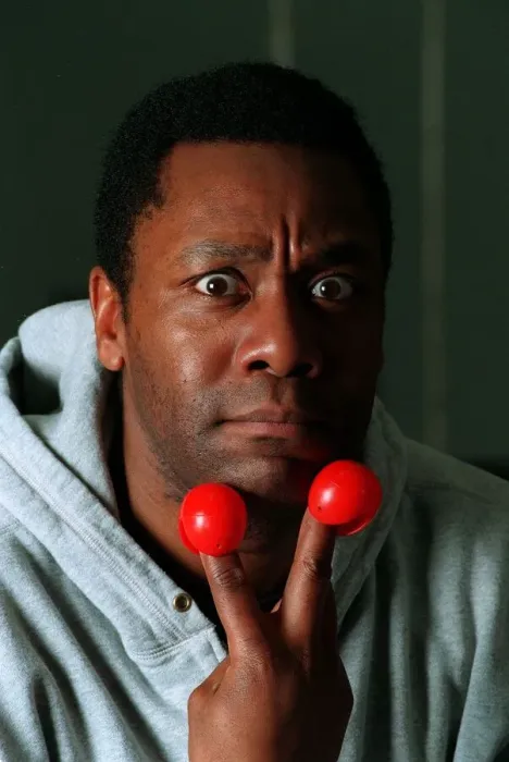 Framed Print : Lenny Henry Comedian / Actor December 97 With two red nose Framed Print : Lenny Henry Comedian / Actor December 97 With two red nose