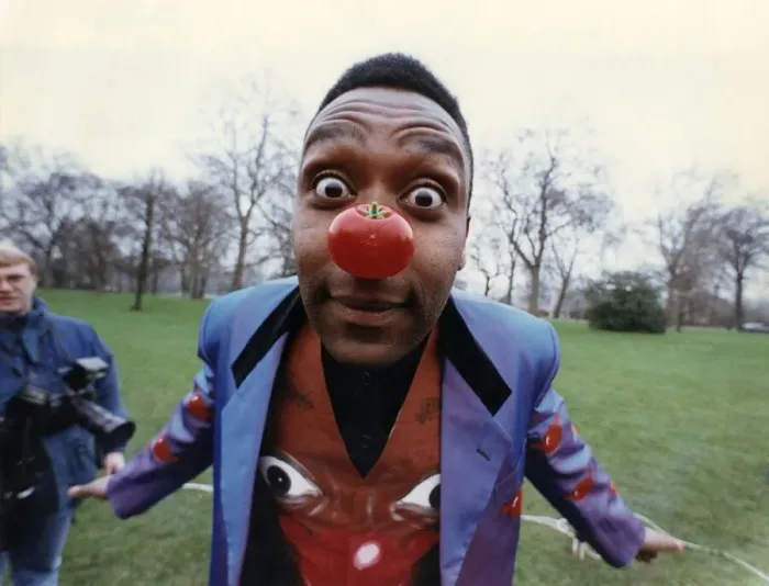 Framed Print : Lenny Henry fronting the squashed tomato appeal. February 1993 P017767 Framed Print : Lenny Henry fronting the squashed tomato appeal. February 1993 P017767
