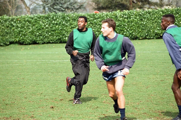 Lenny Henry training with Reading FC. 28th March 1991