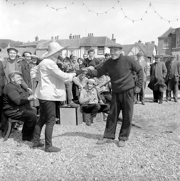 Les Hobeaux Skiffle group seen here performing on the sea front a Hastings. May 1957
