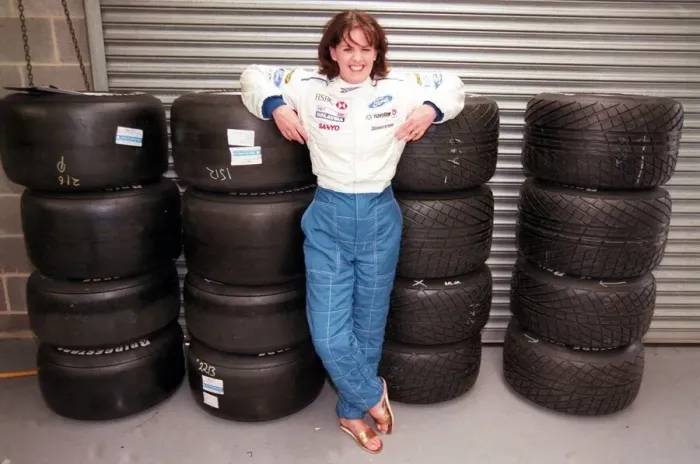 Framed Print : LESLEY FITZ SIMONS TAKE THE HIGH ROAD ACTRESS AT SILVERSTONE RACE TRACK WITH THE JACKIE Framed Print : LESLEY FITZ SIMONS TAKE THE HIGH ROAD ACTRESS AT SILVERSTONE RACE TRACK WITH THE JACKIE