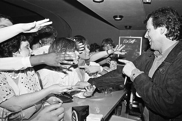 Leslie Grantham meets fans at Zhivagos Nightclub, Nottingham. 14th June 1986