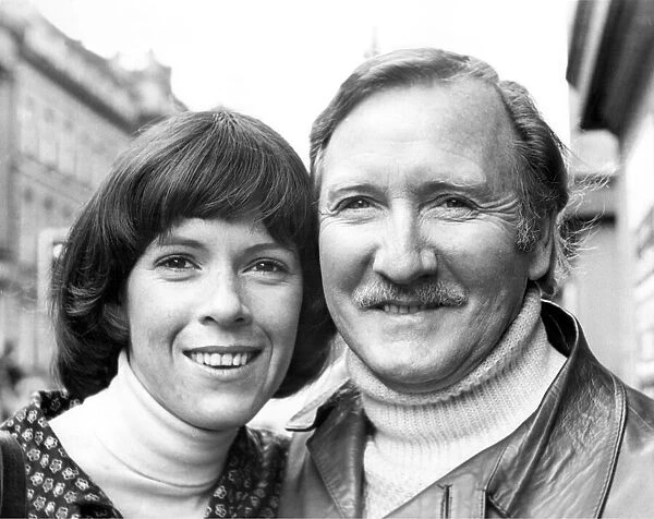 Leslie Phillips and Fran O Linn, who appear in 'To Dorothy