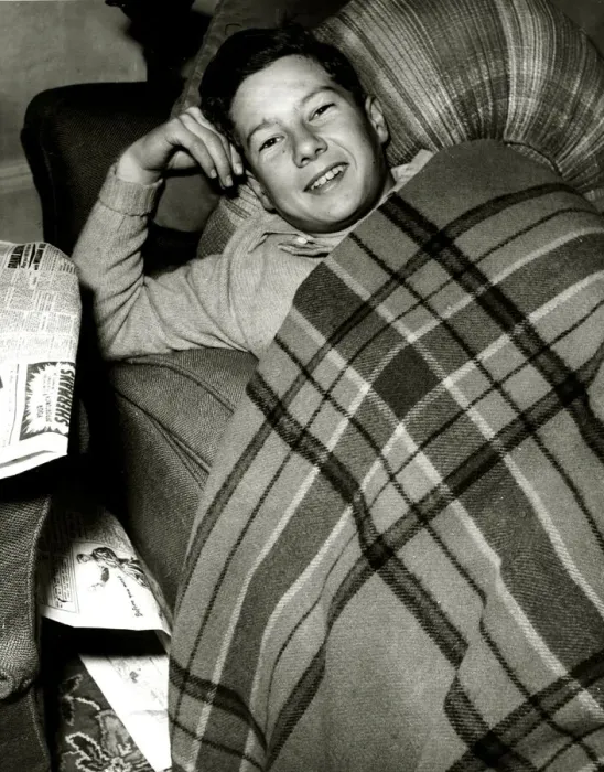 Framed Print : Lester Piggott, the boy jockey, is resting at his home at Lambourn, Berkshire Framed Print : Lester Piggott, the boy jockey, is resting at his home at Lambourn, Berkshire