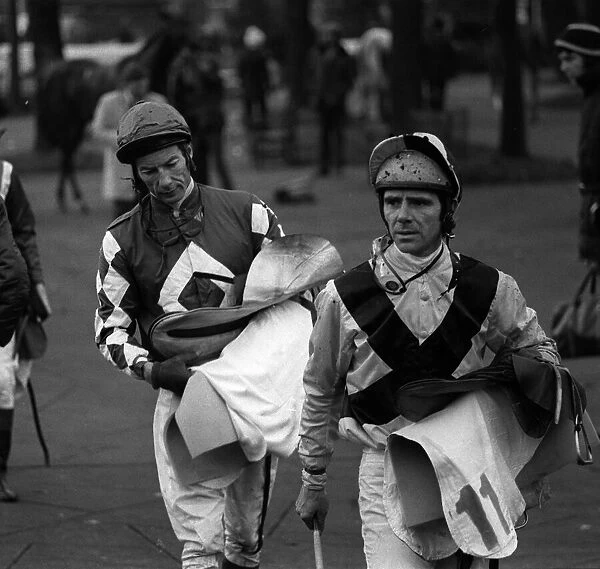 Lester Piggott jockey 1974 carrying saddle