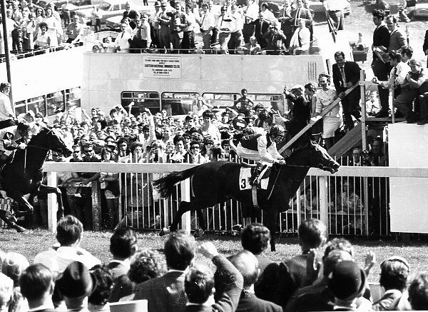 Lester Piggott on Nijinsky wins Derby 1970