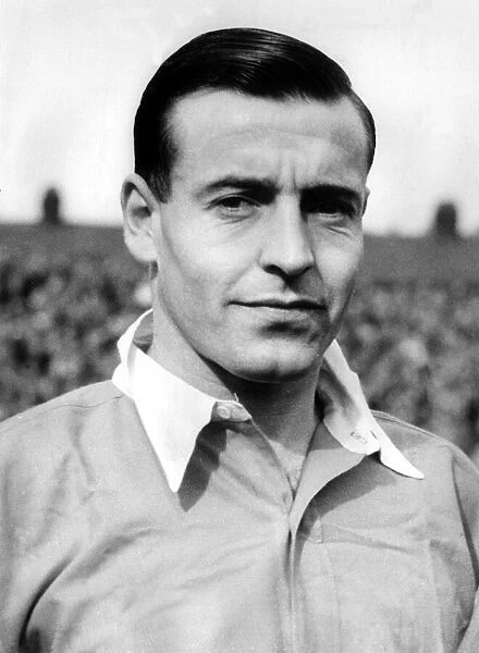 Lewis, centre forward for Arsenal. 17th September 1946