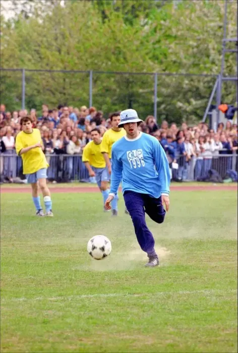 Framed Print : Liam Gallagher kicking football - May 1996 Oasis and Blur come head to head in Framed Print : Liam Gallagher kicking football - May 1996 Oasis and Blur come head to head in