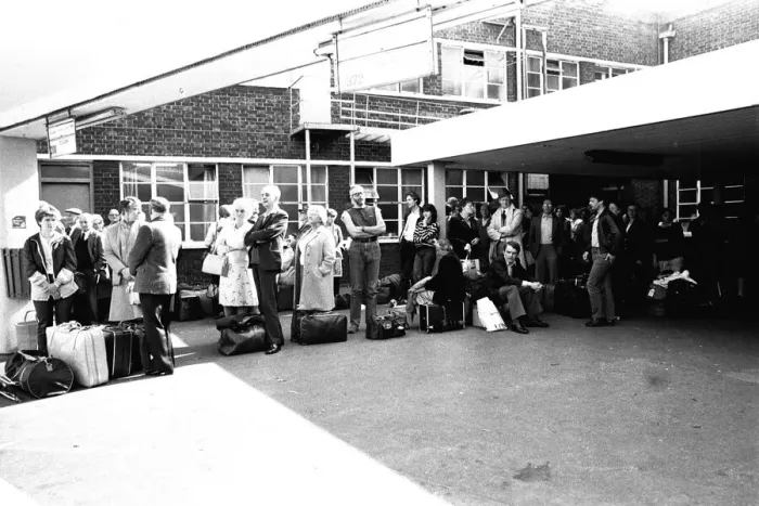 Framed Print : Lib - Gallowgate bus station in 7 July 1982 - People waiting for a bus