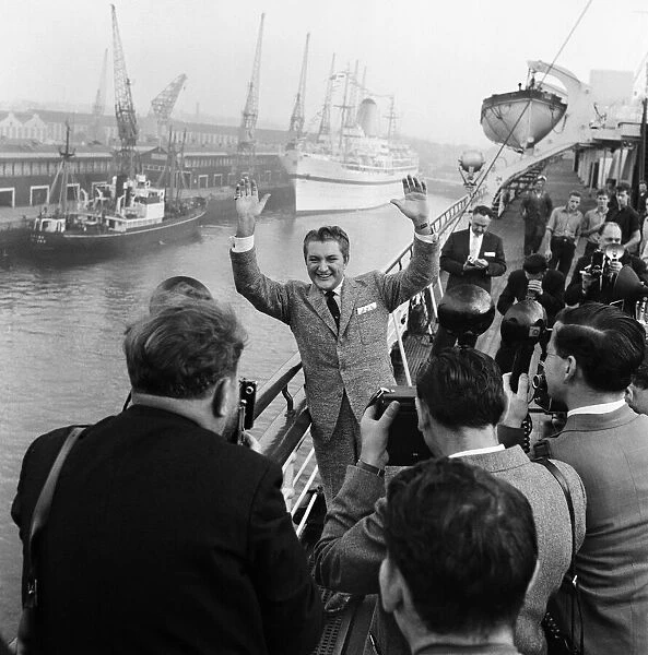 Liberace during his visit to Southampton. 25th September 1956